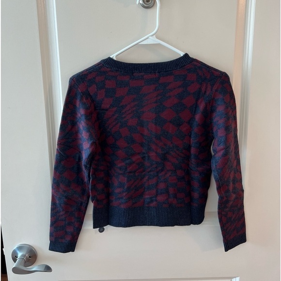 DAYDREAMER PLUM BERRY WAVE FITTED CARDIGAN - Picture 9 of 16